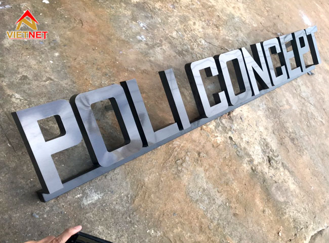 bang-hieu-chu-inox-den-cong-ty-poli-concept