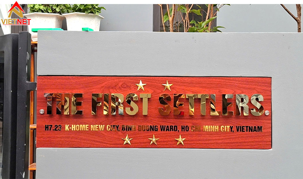 15-mau-chu-noi-inox-vang-dep-va-sang-trong-nhat-nam-2026