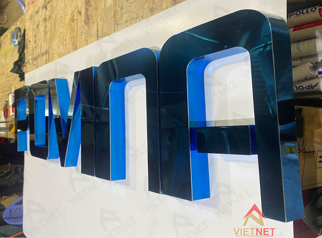 chu-inox-xanh-duong- gia-re