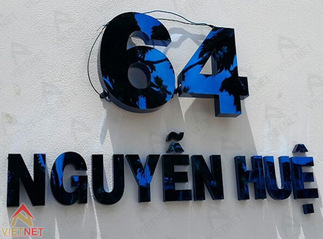 chu-inox-xanh-duong- gia-re