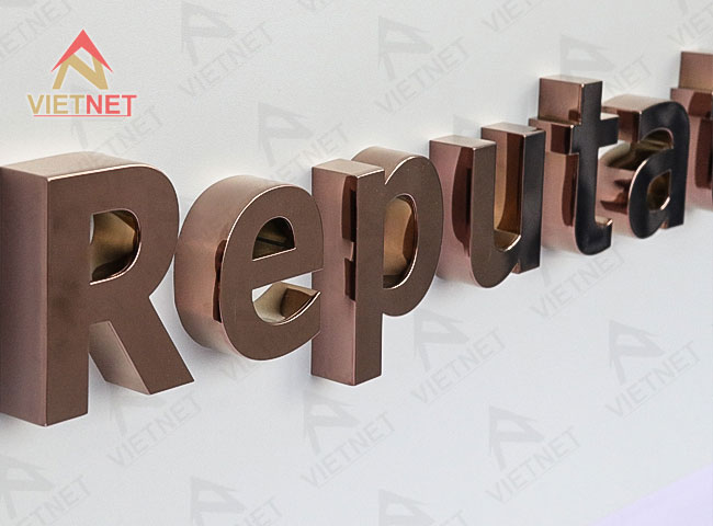 bien-quang-cao-chu-noi-dong