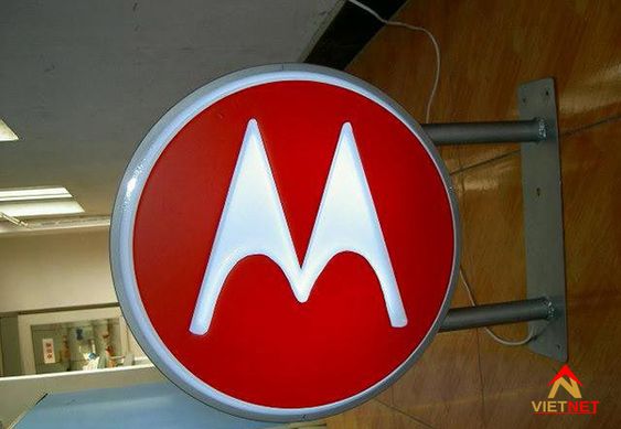 lam-hop-den-mica-hut-noi-gia-re-theo-yeu-cau