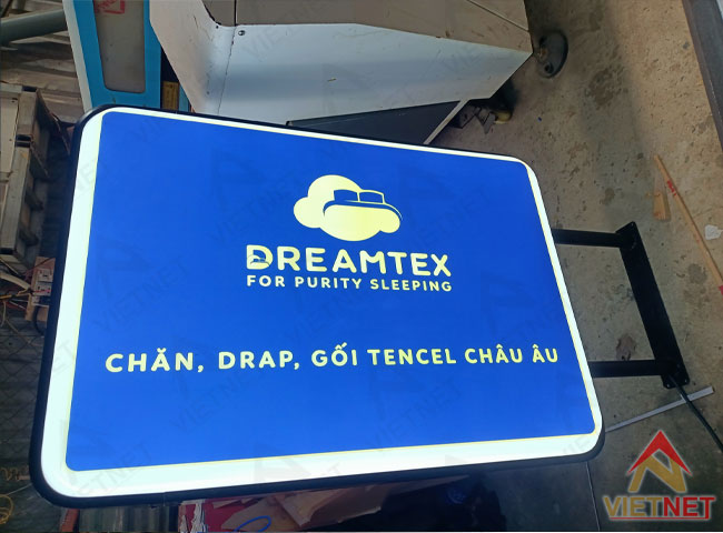 lam-hop-den-mica-hut-noi-gia-re-theo-yeu-cau