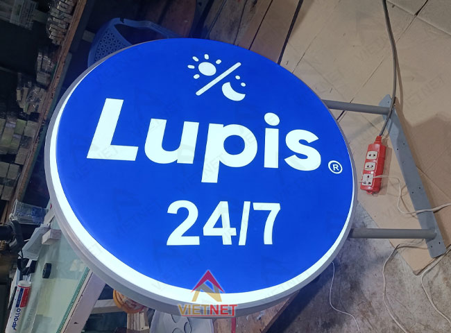 lam-hop-den-mica-hut-noi-gia-re-theo-yeu-cau