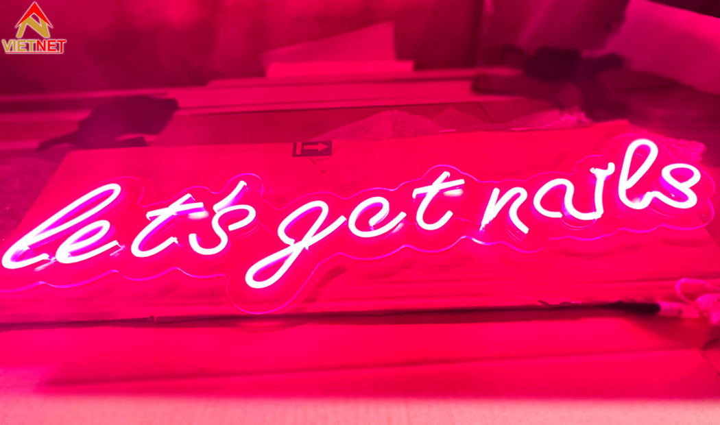 bang-hieu-led-neon-an-tuong-va-da-dang-mau-sac