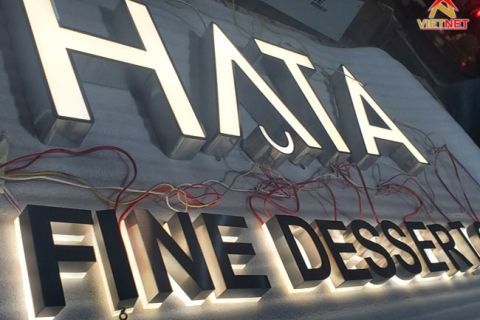 Chữ inox trắng xước HATA dessert Cafe