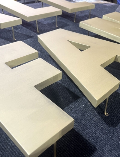 Chữ nổi đồng Wall of fame