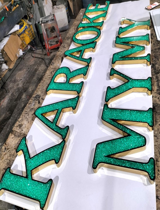 Chữ đổ đá Acrylic Karaoke MYMY