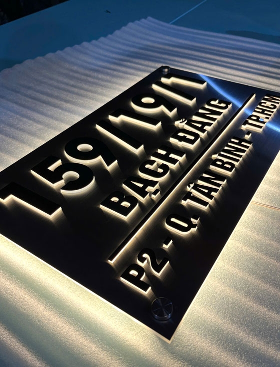 Bảng số nhà inox đường Bạch Đằng